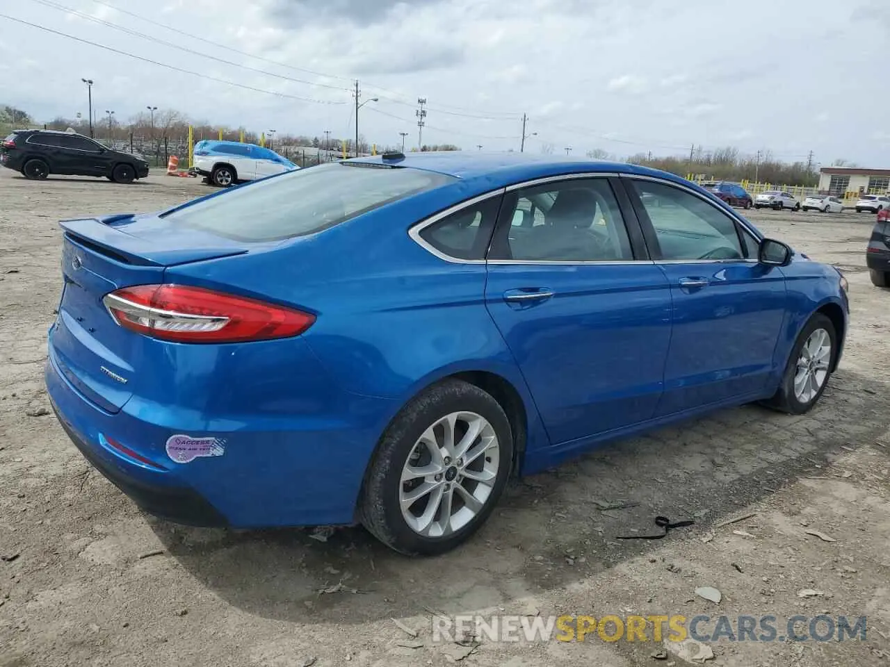 3 Photograph of a damaged car 3FA6P0SU5KR252292 FORD FUSION 2019