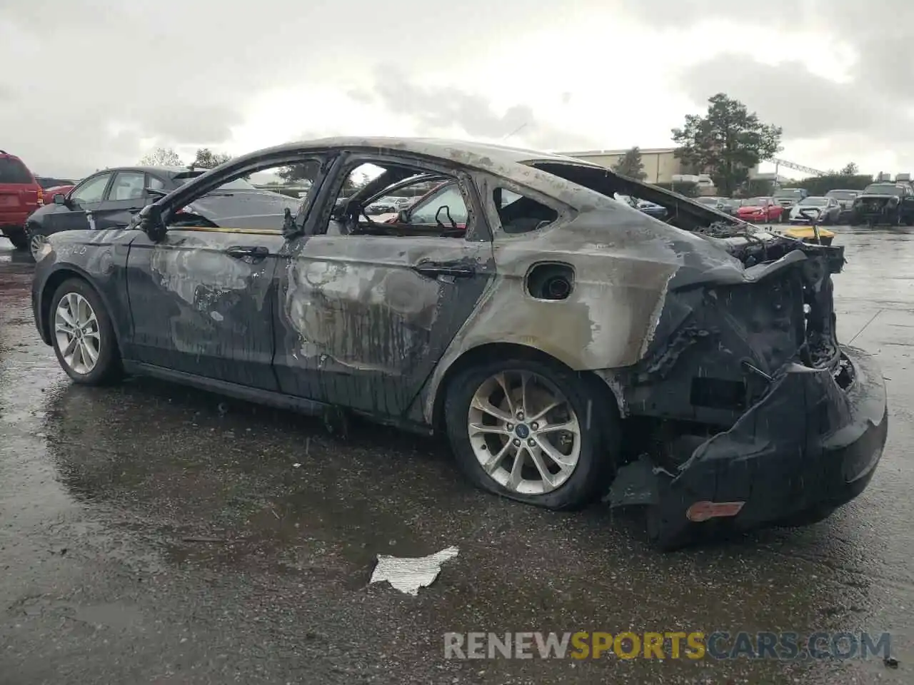 2 Photograph of a damaged car 3FA6P0SU6KR178106 FORD FUSION 2019