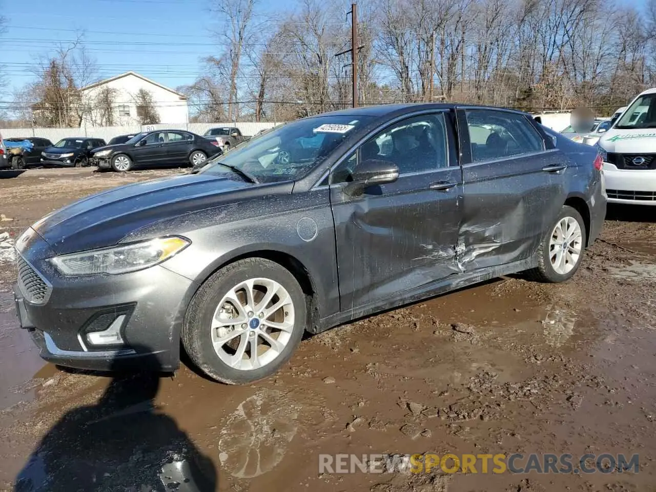 1 Photograph of a damaged car 3FA6P0SU7KR213087 FORD FUSION 2019