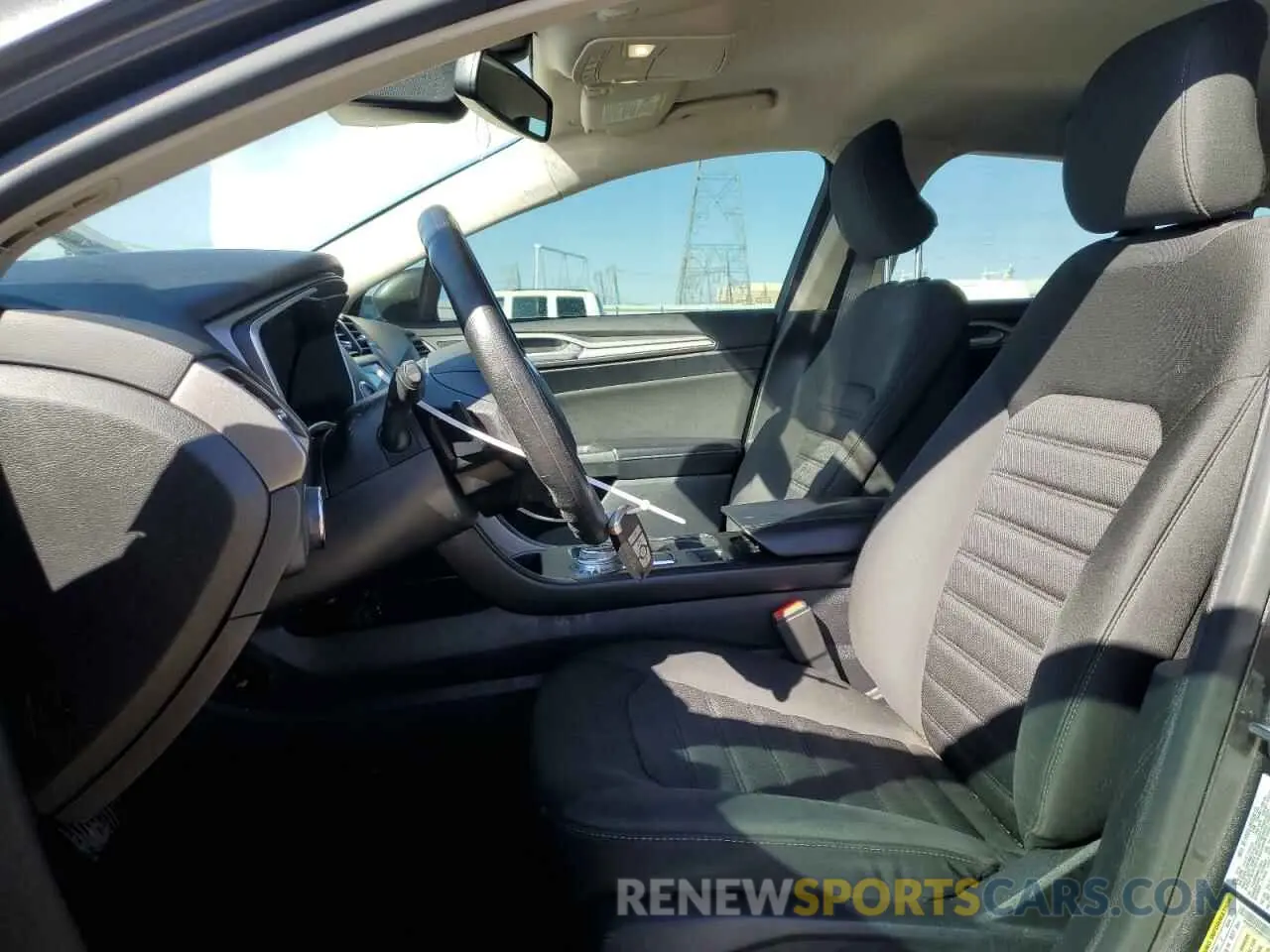 7 Photograph of a damaged car 3FA6P0T90KR172876 FORD FUSION 2019