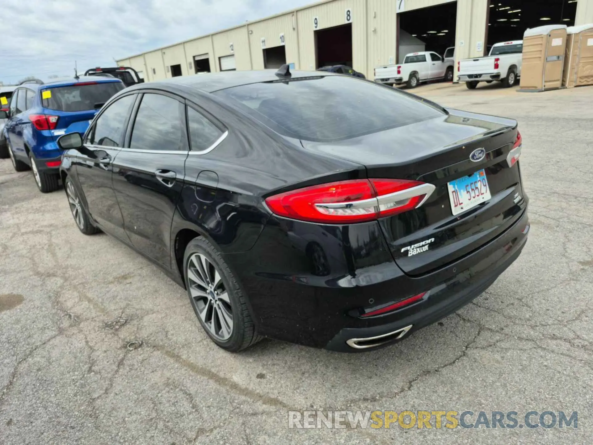 15 Photograph of a damaged car 3FA6P0T90KR239797 FORD FUSION 2019