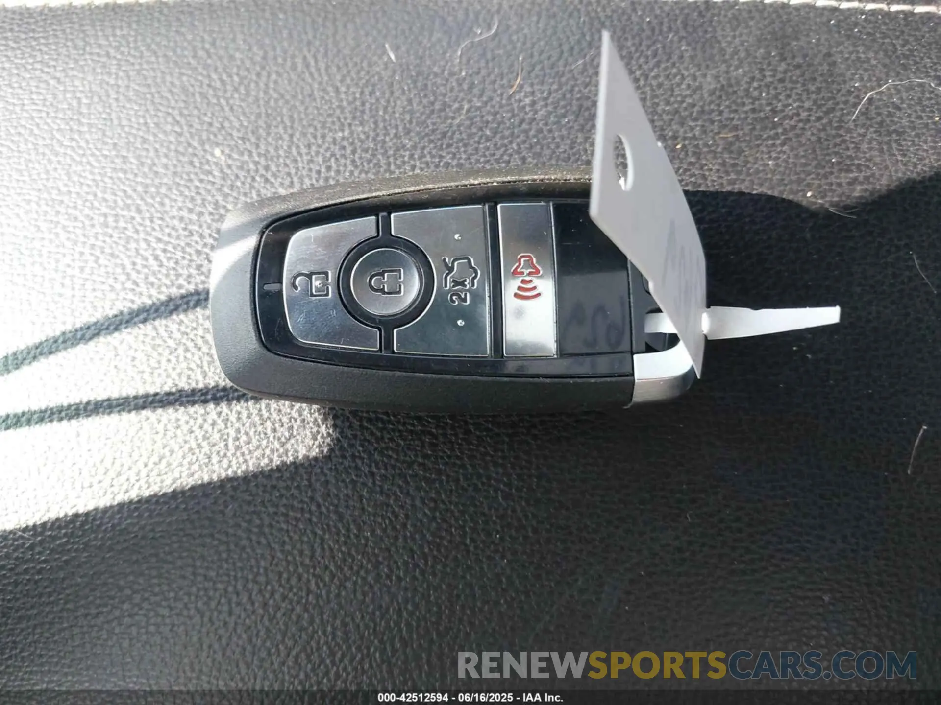 11 Photograph of a damaged car 3FA6P0T91KR147629 FORD FUSION 2019