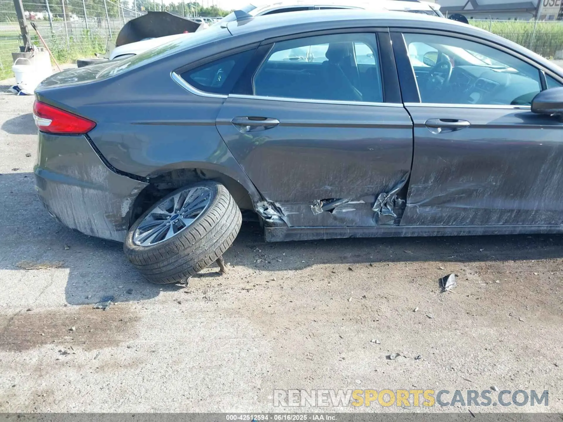 6 Photograph of a damaged car 3FA6P0T91KR147629 FORD FUSION 2019