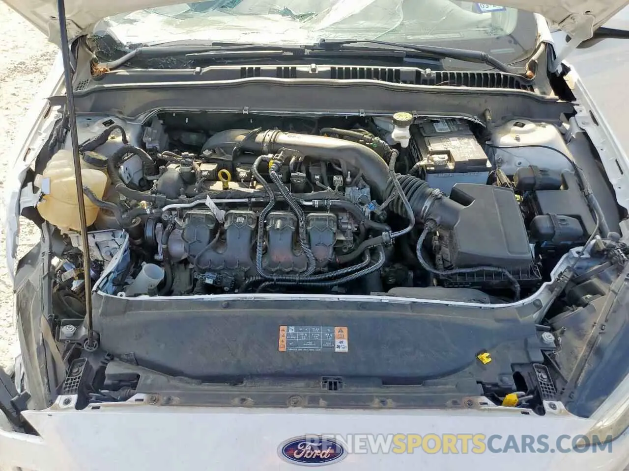 11 Photograph of a damaged car 3FA6P0T91KR260027 FORD FUSION 2019