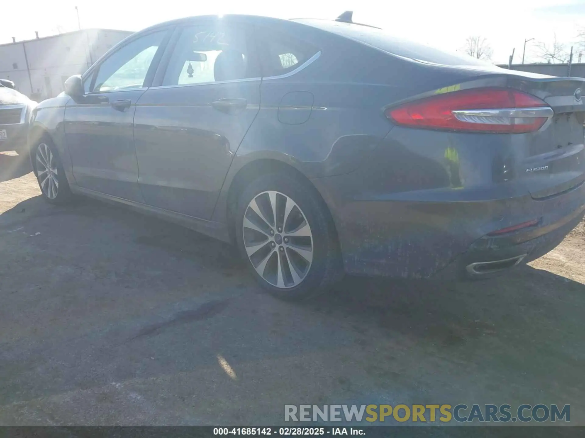21 Photograph of a damaged car 3FA6P0T93KR183239 FORD FUSION 2019