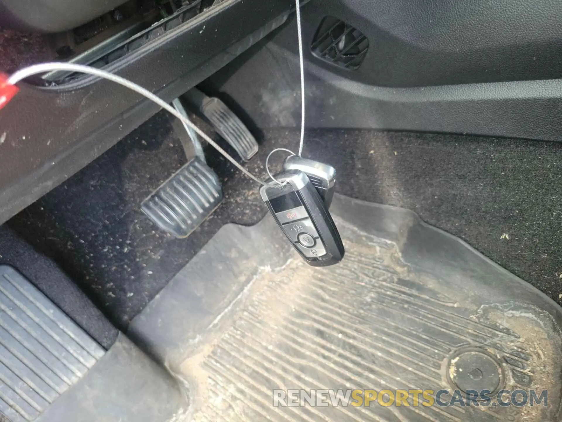 36 Photograph of a damaged car 3FA6P0T93KR243472 FORD FUSION 2019