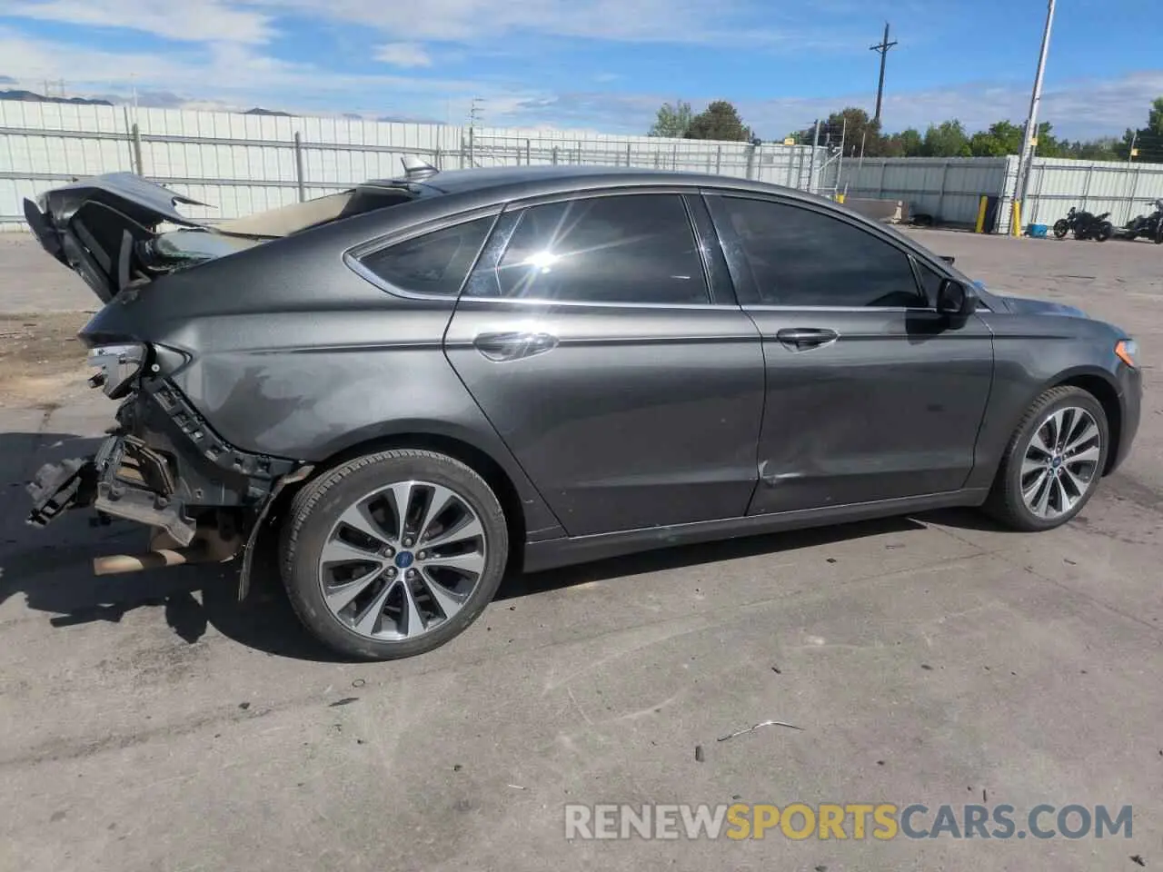 3 Photograph of a damaged car 3FA6P0T94KR237941 FORD FUSION 2019