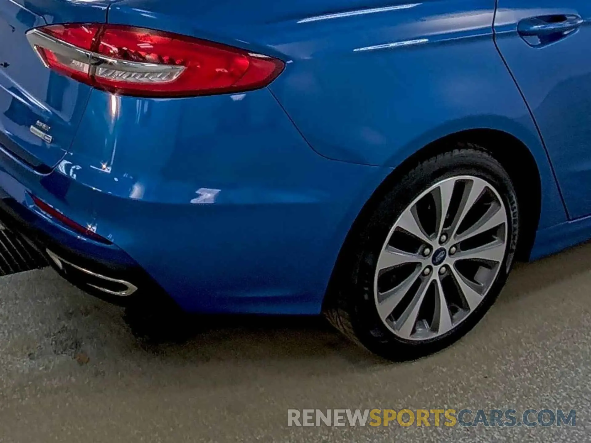 22 Photograph of a damaged car 3FA6P0T95KR152428 FORD FUSION 2019