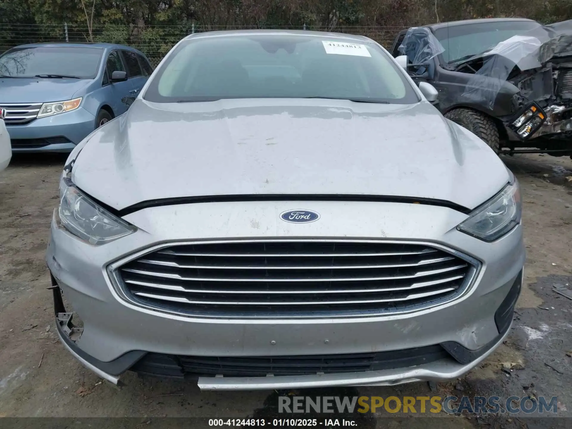 11 Photograph of a damaged car 3FA6P0T95KR264713 FORD FUSION 2019