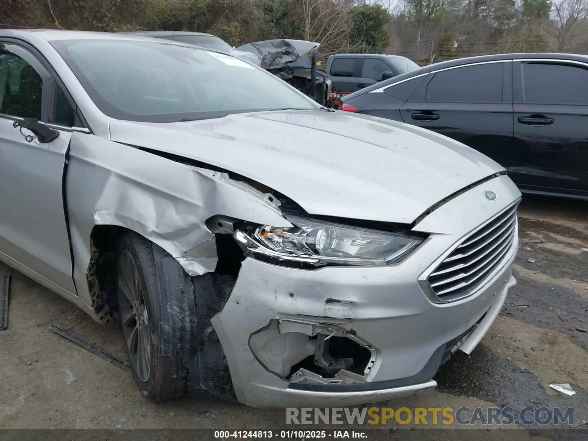 6 Photograph of a damaged car 3FA6P0T95KR264713 FORD FUSION 2019
