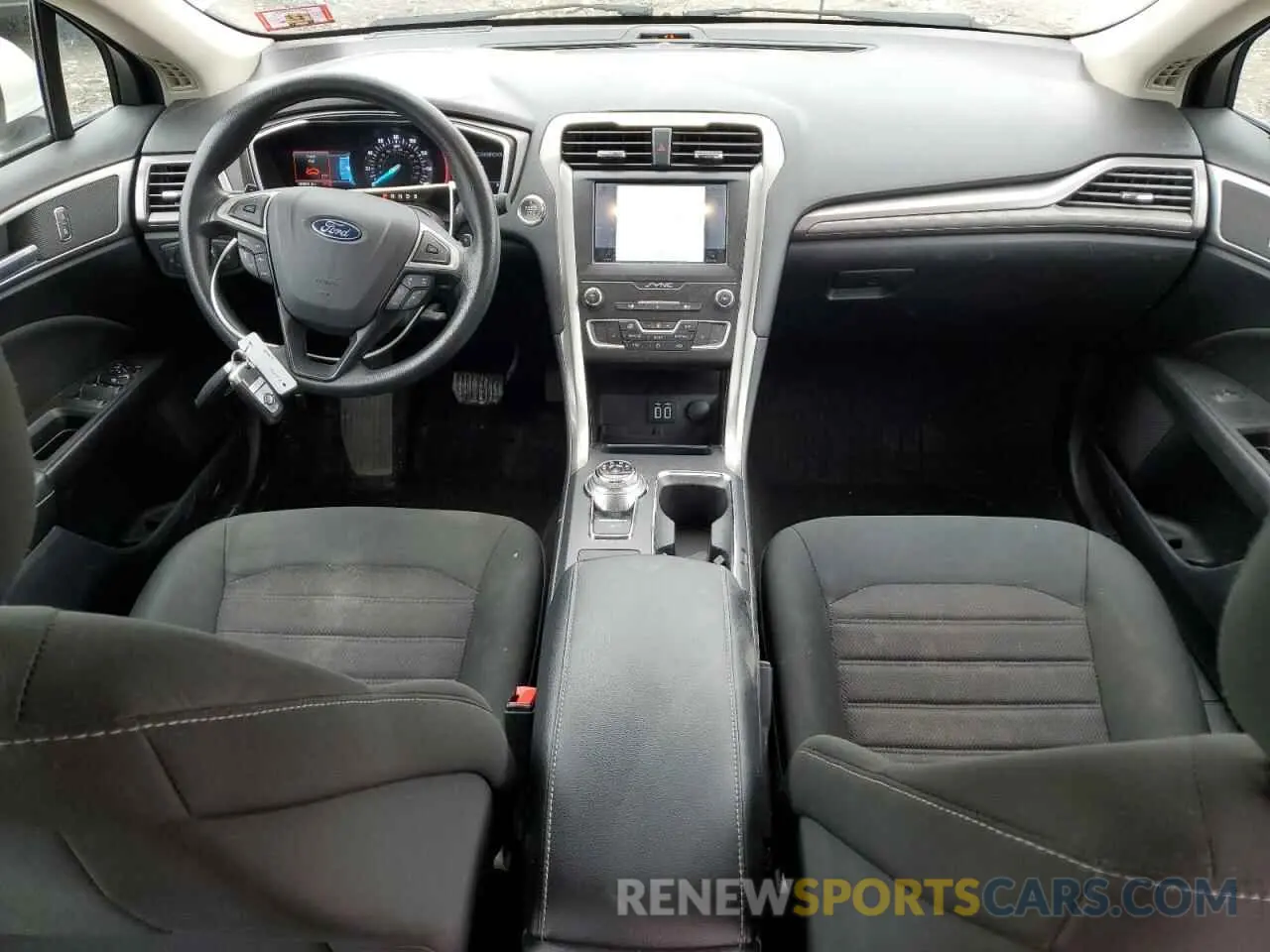 8 Photograph of a damaged car 3FA6P0T96KR285747 FORD FUSION 2019