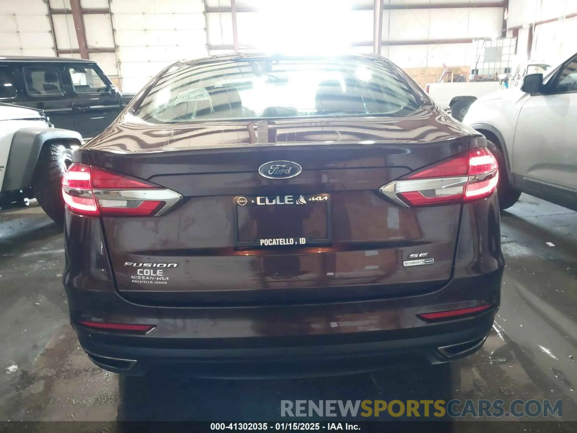 16 Photograph of a damaged car 3FA6P0T97KR179422 FORD FUSION 2019