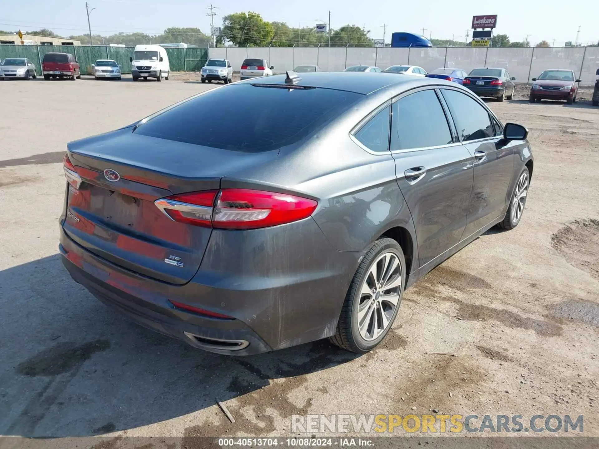 4 Photograph of a damaged car 3FA6P0T97KR285238 FORD FUSION 2019