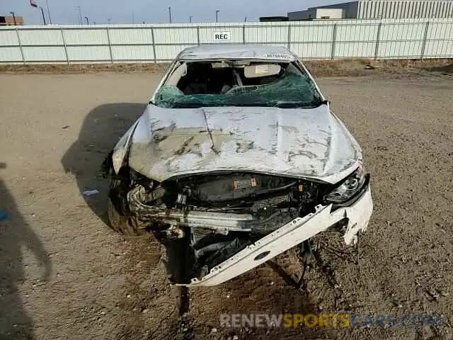 11 Photograph of a damaged car 3FA6P0T98KR238610 FORD FUSION 2019
