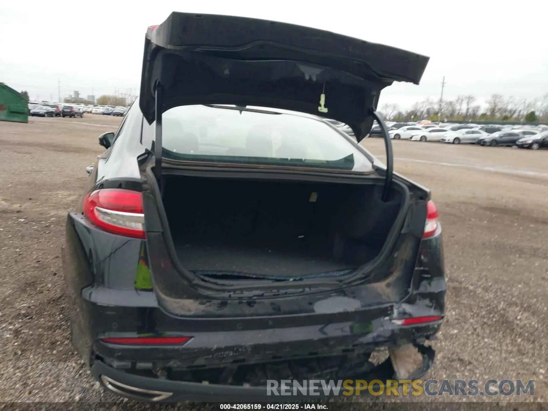 16 Photograph of a damaged car 3FA6P0T98KR261076 FORD FUSION 2019