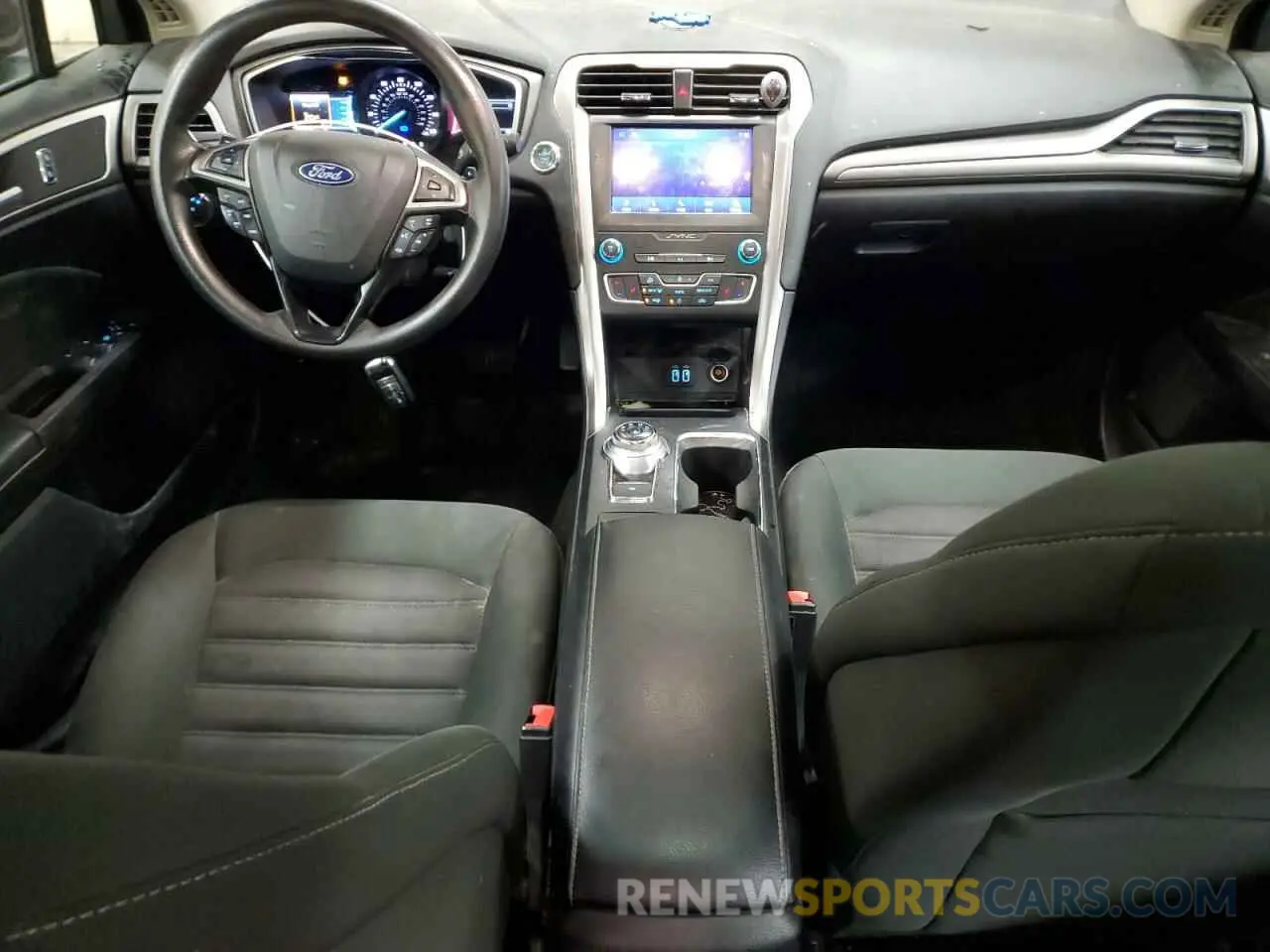 8 Photograph of a damaged car 3FA6P0T99KR132005 FORD FUSION 2019