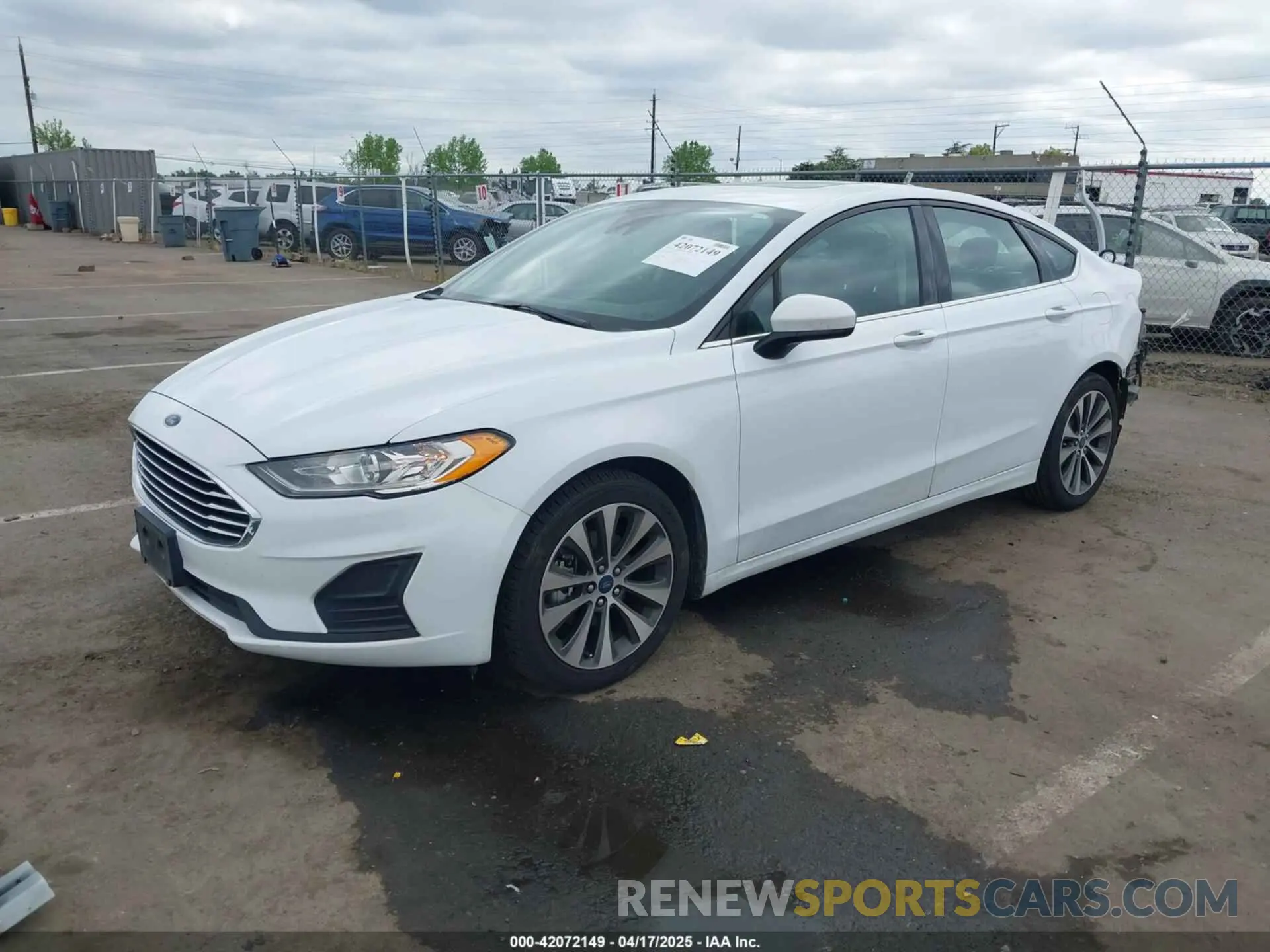2 Photograph of a damaged car 3FA6P0T99KR233898 FORD FUSION 2019