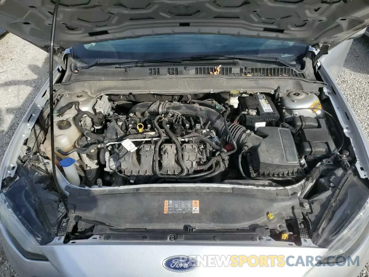 11 Photograph of a damaged car 3FA6P0T99KR237983 FORD FUSION 2019
