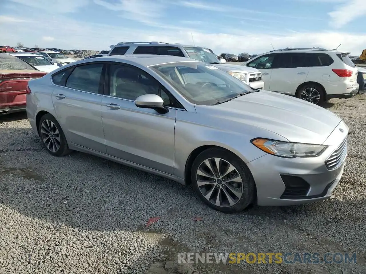 4 Photograph of a damaged car 3FA6P0T99KR237983 FORD FUSION 2019