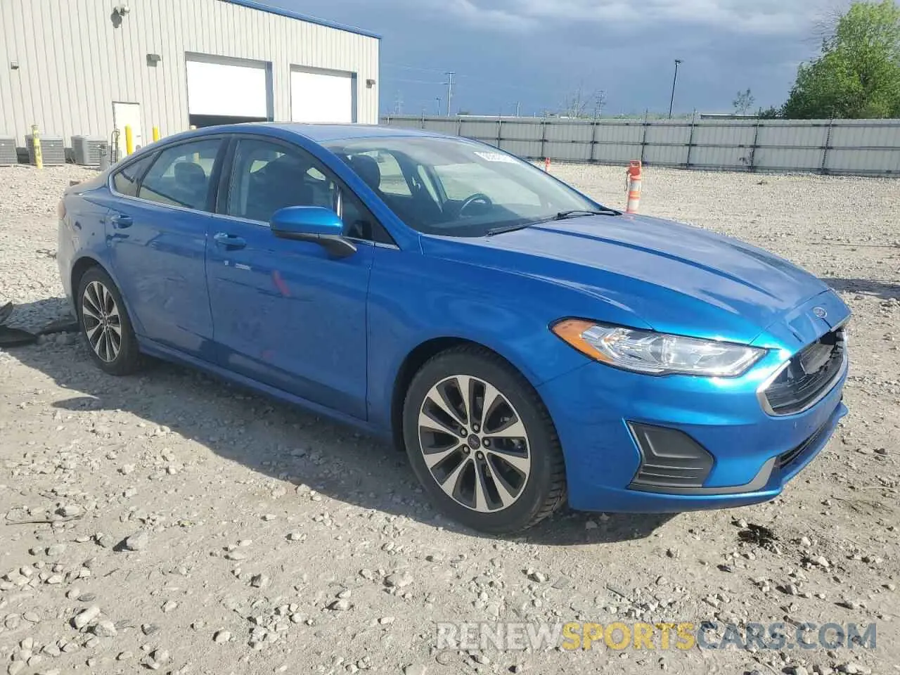 4 Photograph of a damaged car 3FA6P0T99KR260485 FORD FUSION 2019