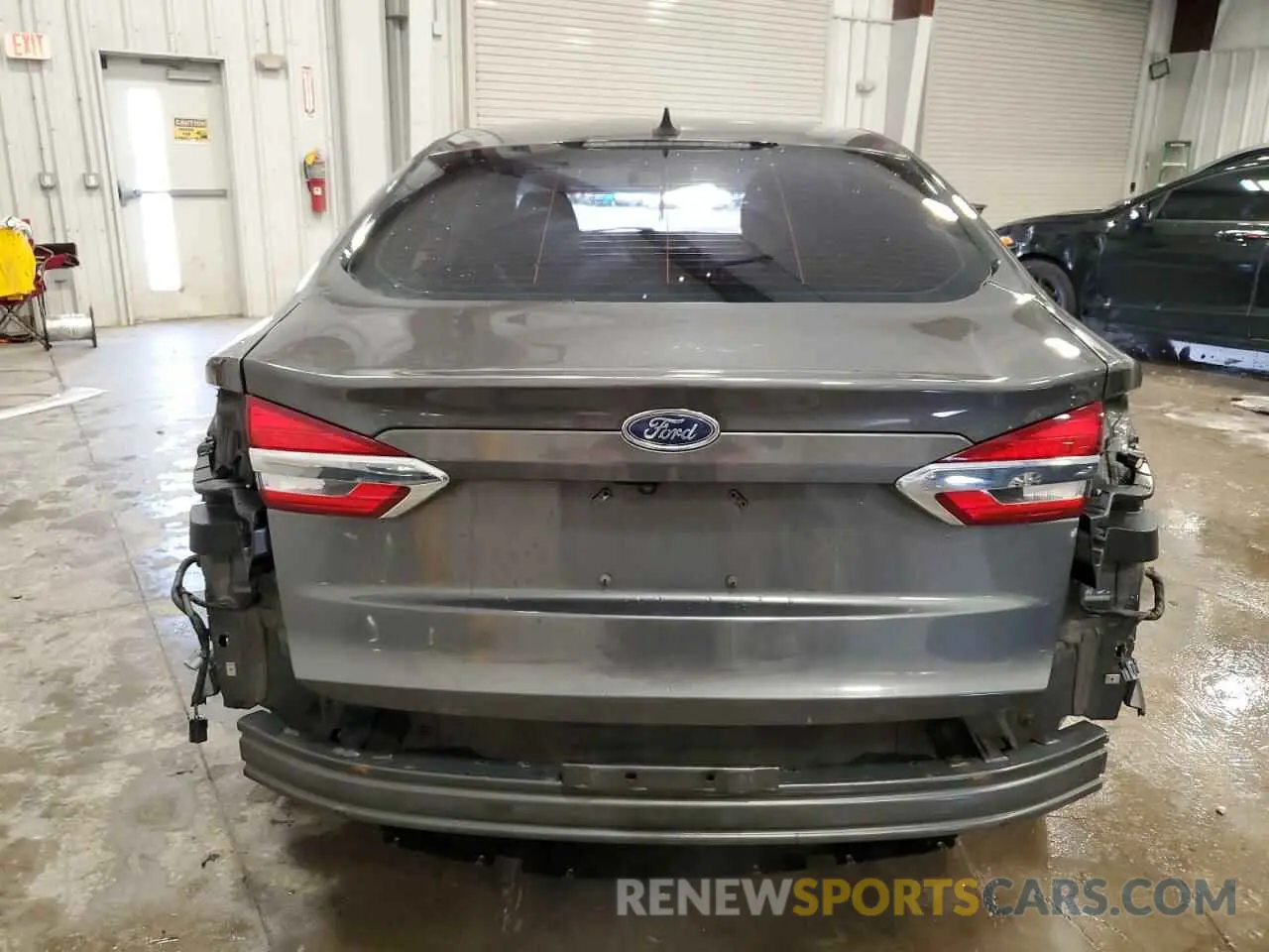 6 Photograph of a damaged car 3FA6P0T9XKR247700 FORD FUSION 2019