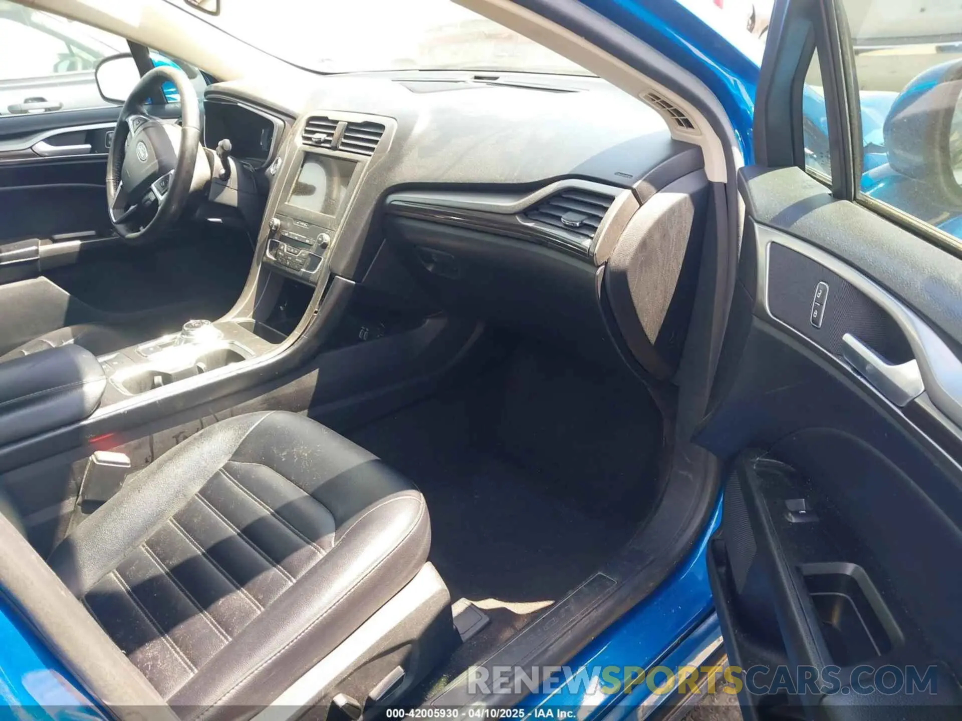 5 Photograph of a damaged car 3FA6P0CD0LR115860 FORD FUSION 2020