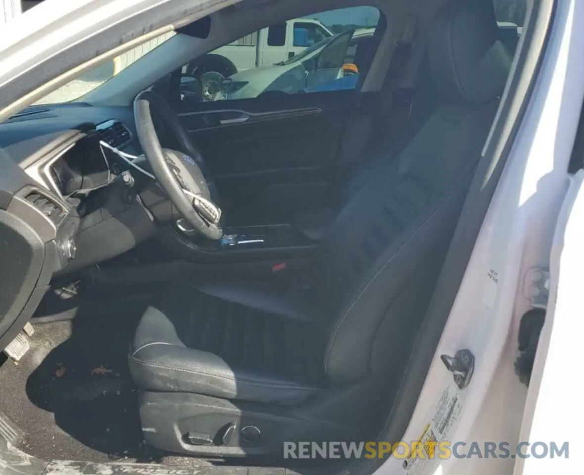 7 Photograph of a damaged car 3FA6P0CD0LR153072 FORD FUSION 2020