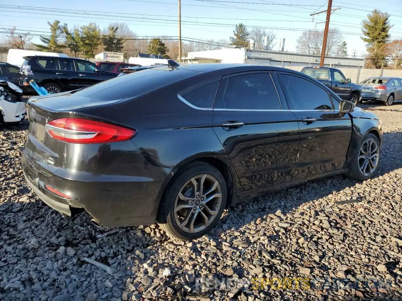 3 Photograph of a damaged car 3FA6P0CD1LR130108 FORD FUSION 2020