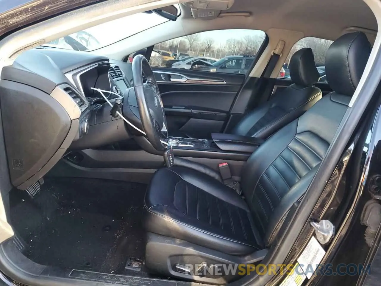 7 Photograph of a damaged car 3FA6P0CD1LR130108 FORD FUSION 2020