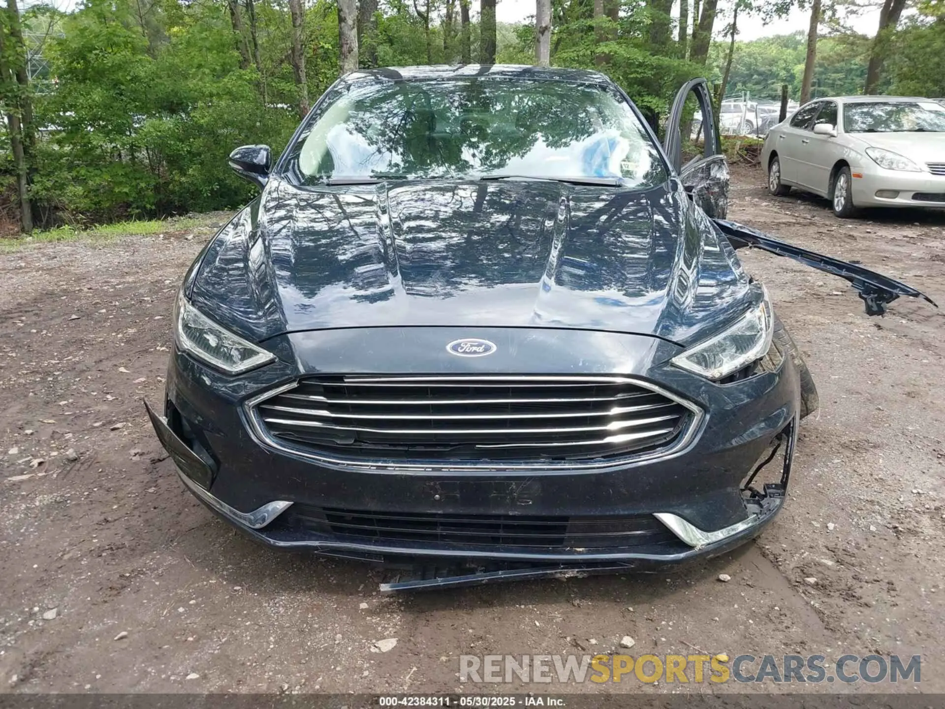 12 Photograph of a damaged car 3FA6P0CD1LR180409 FORD FUSION 2020