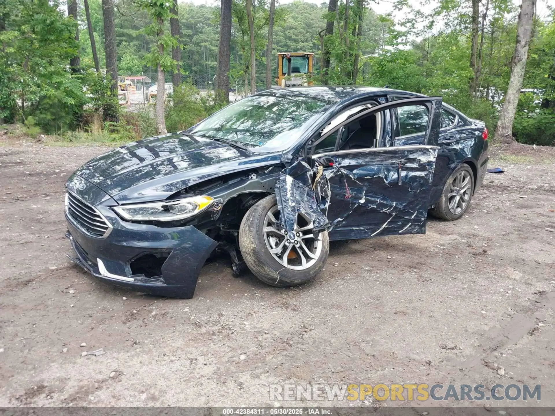 2 Photograph of a damaged car 3FA6P0CD1LR180409 FORD FUSION 2020