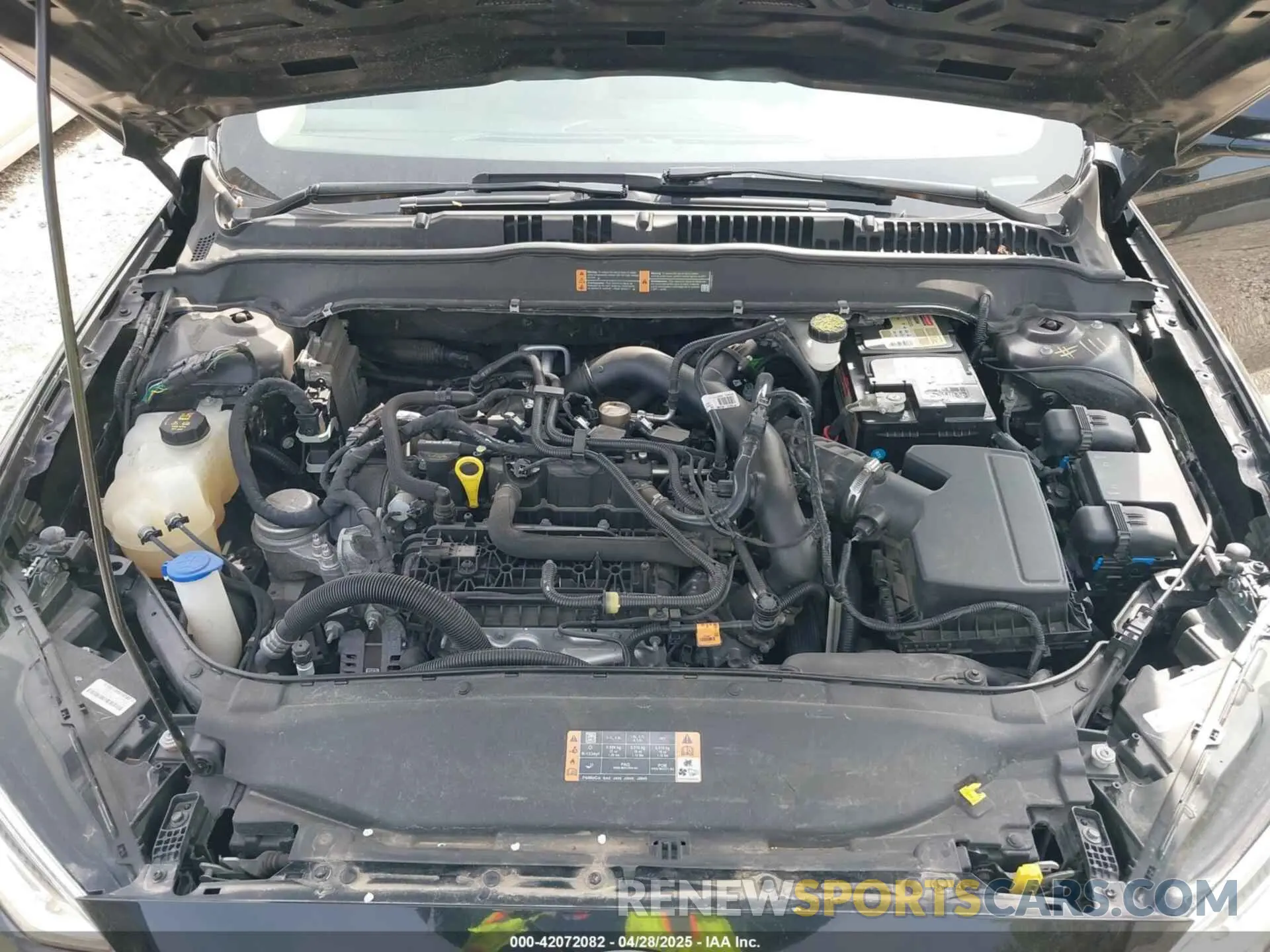 10 Photograph of a damaged car 3FA6P0CD1LR216339 FORD FUSION 2020