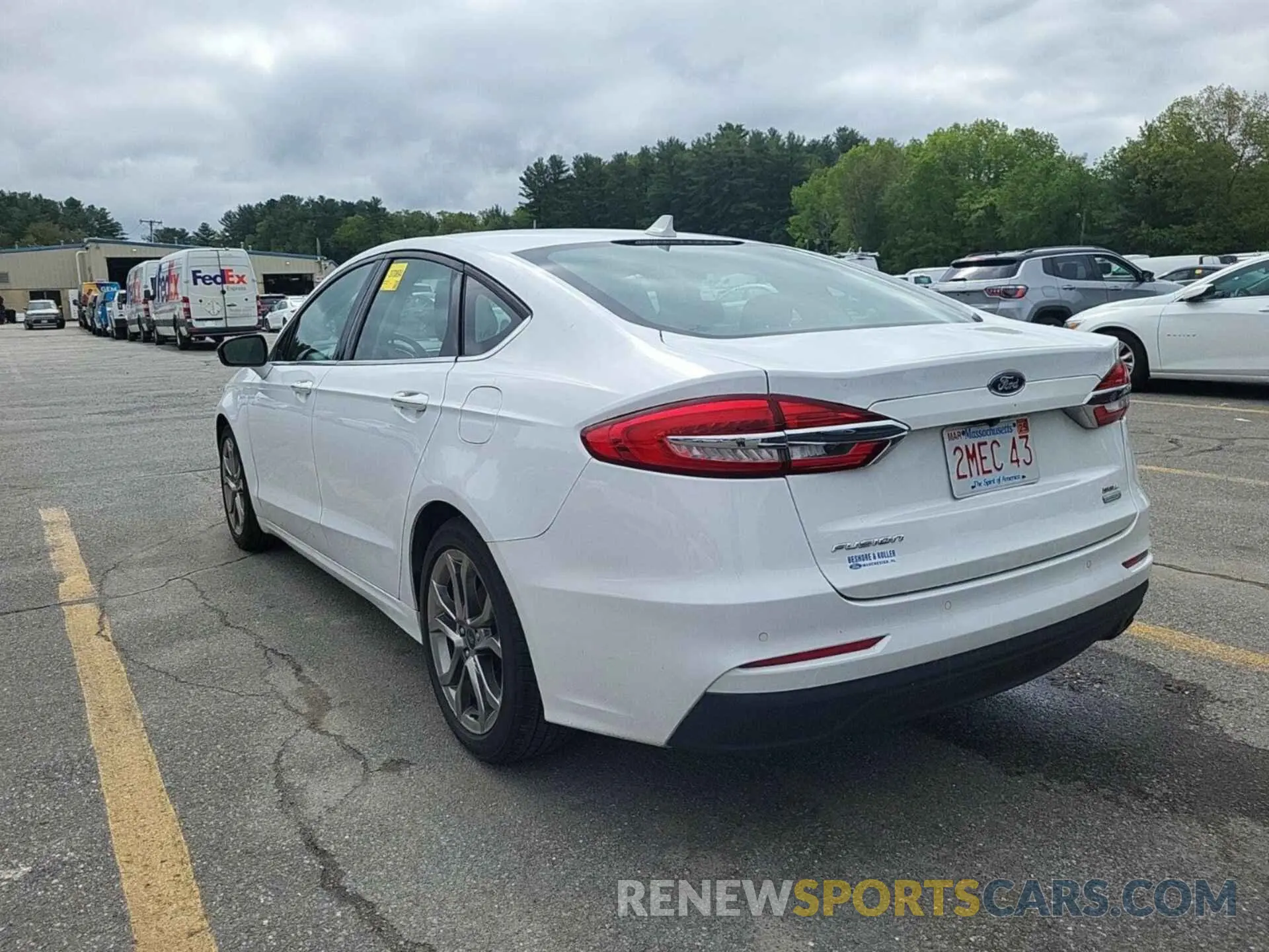 3 Photograph of a damaged car 3FA6P0CD1LR240821 FORD FUSION 2020