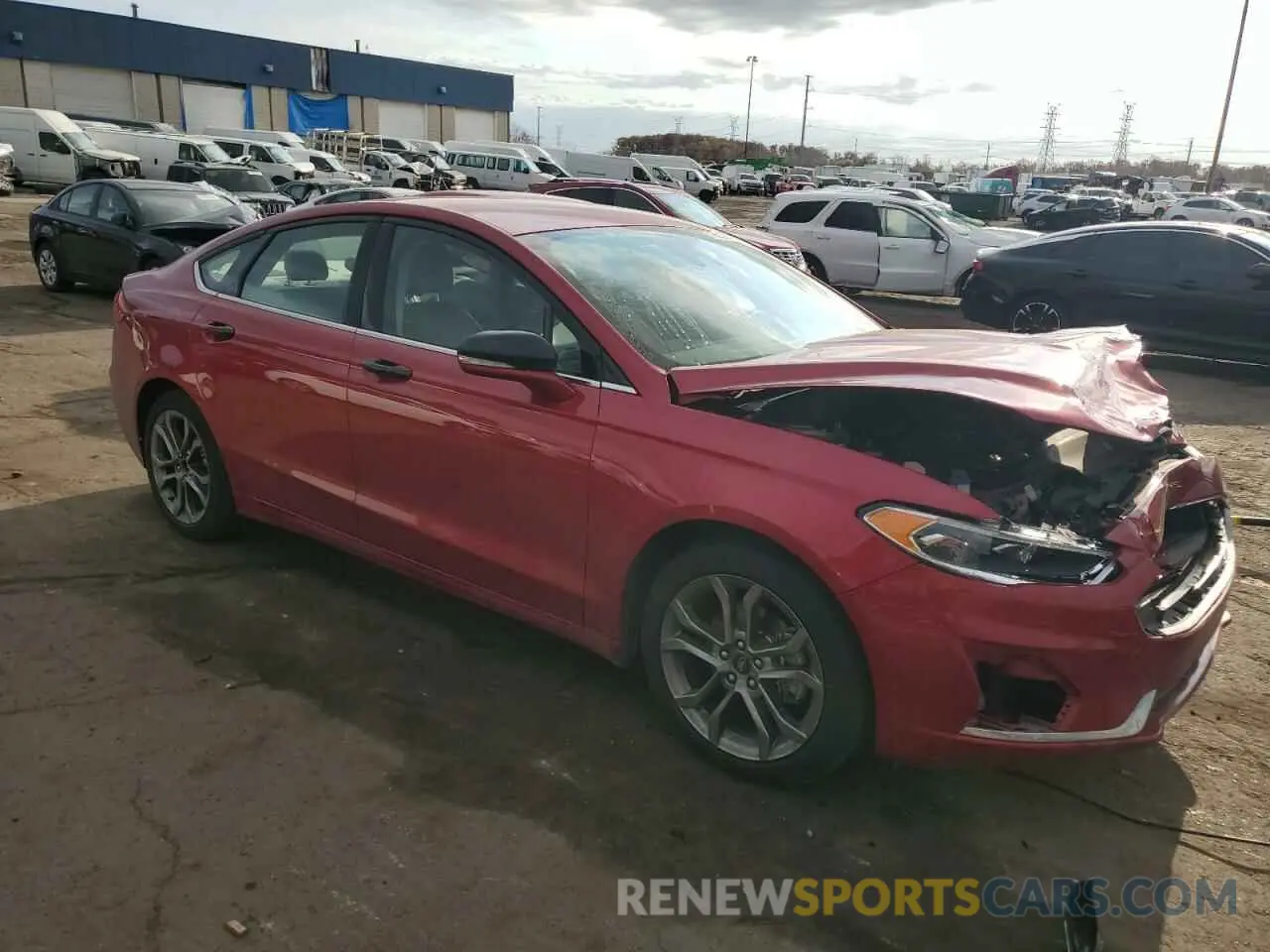 4 Photograph of a damaged car 3FA6P0CD2LR129484 FORD FUSION 2020