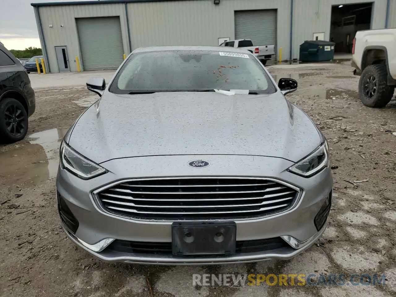 5 Photograph of a damaged car 3FA6P0CD4LR148327 FORD FUSION 2020