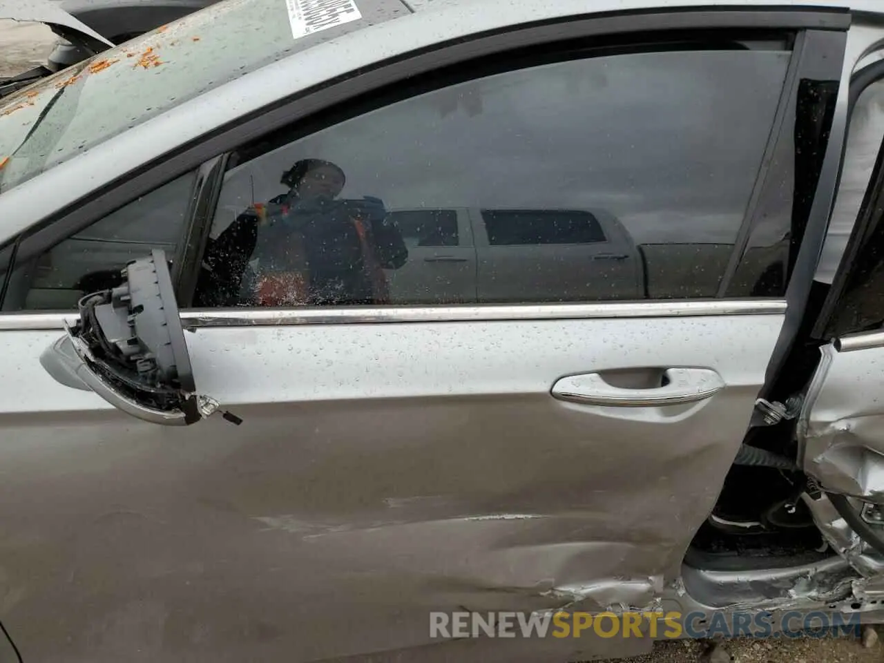 7 Photograph of a damaged car 3FA6P0CD4LR148327 FORD FUSION 2020