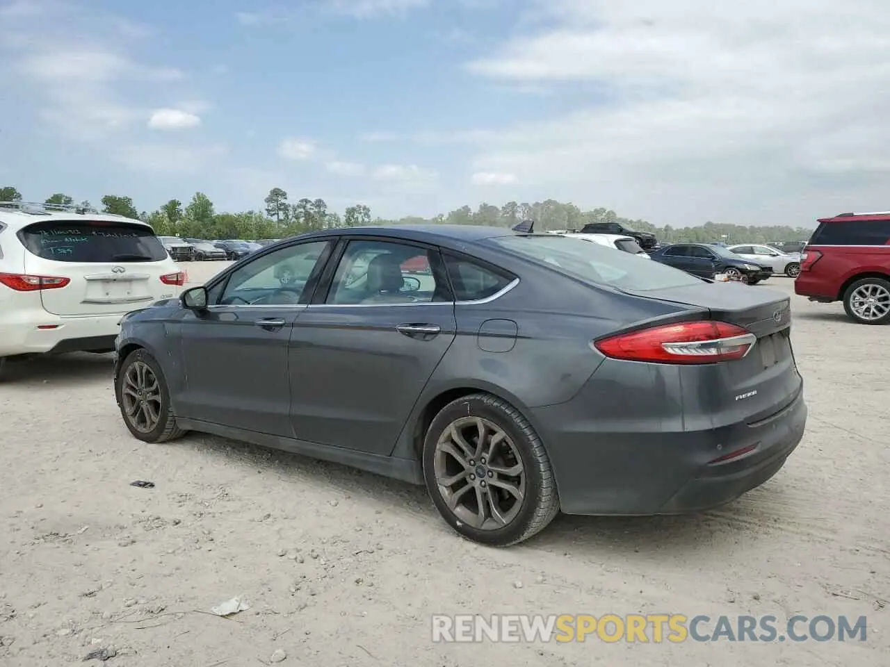 2 Photograph of a damaged car 3FA6P0CD4LR160333 FORD FUSION 2020