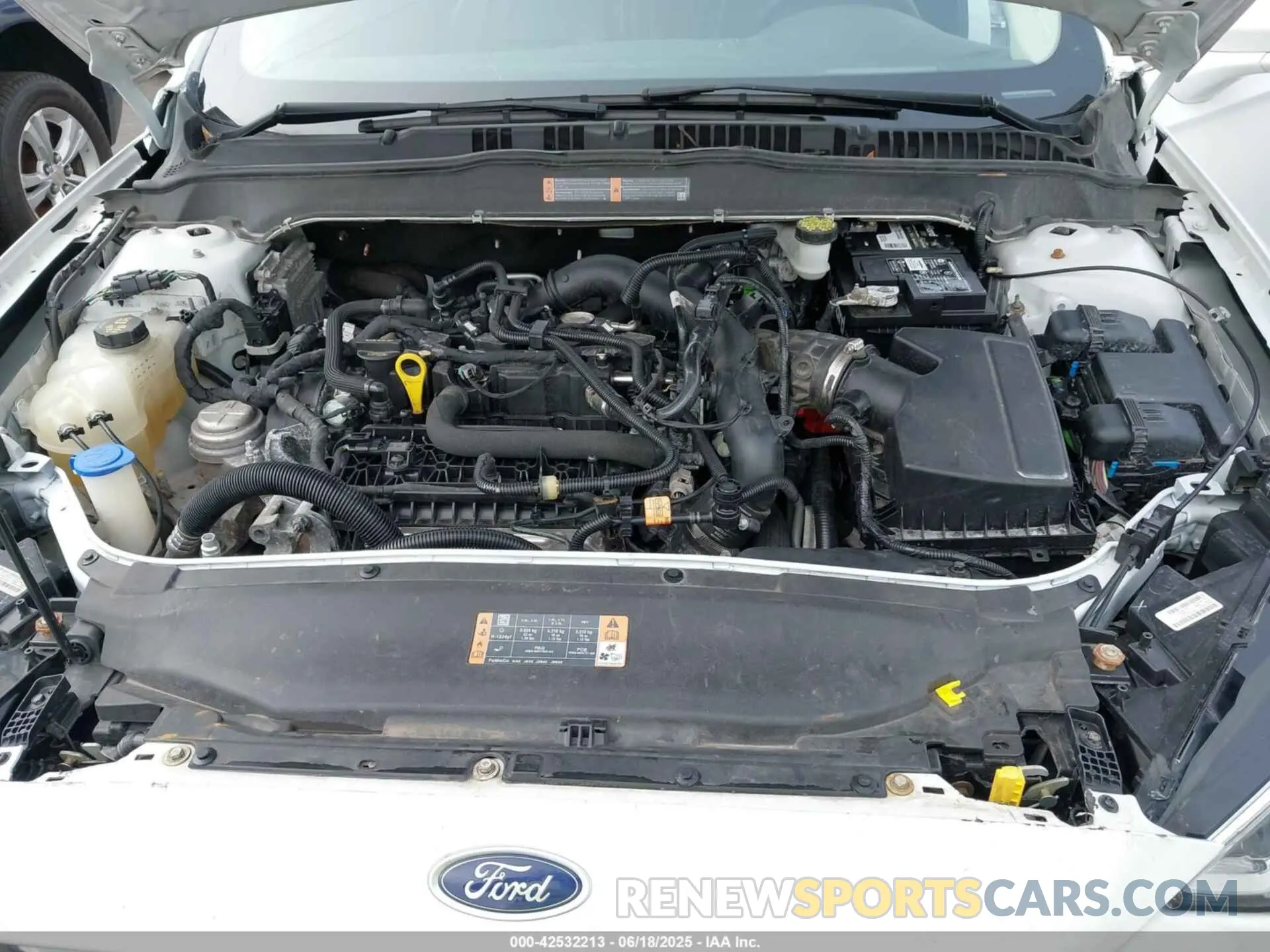 10 Photograph of a damaged car 3FA6P0CD4LR177004 FORD FUSION 2020