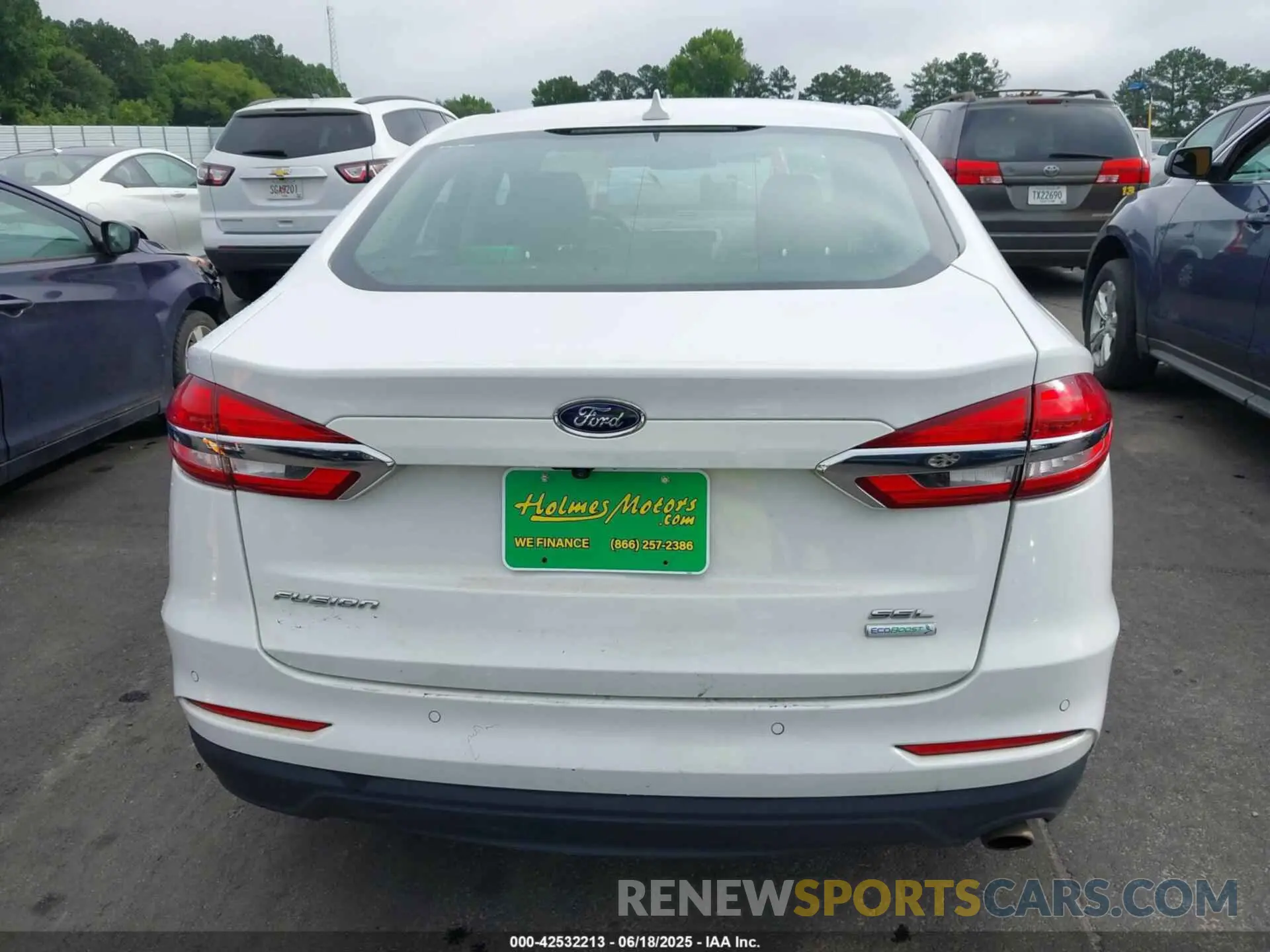 16 Photograph of a damaged car 3FA6P0CD4LR177004 FORD FUSION 2020