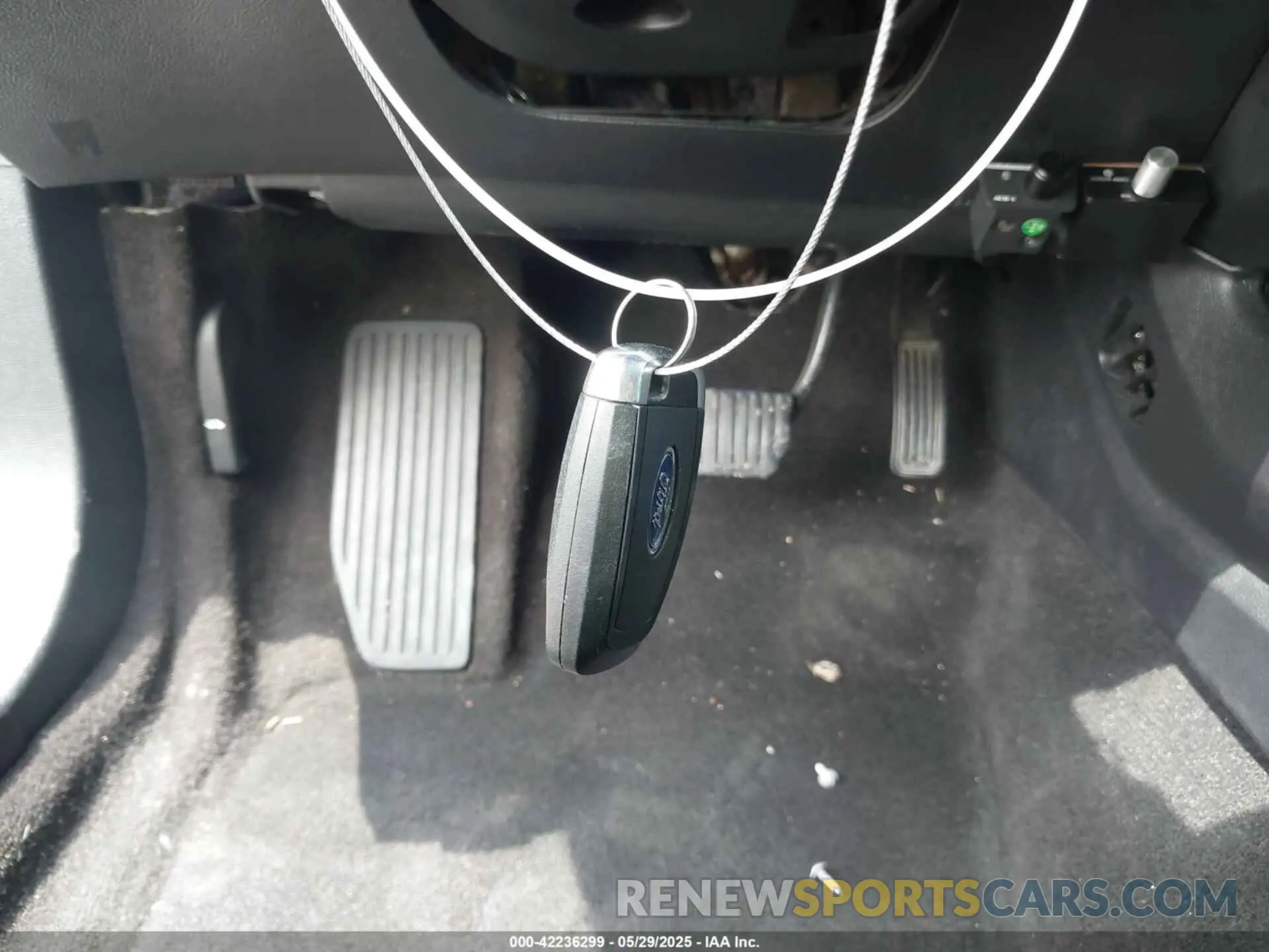 11 Photograph of a damaged car 3FA6P0CD4LR204444 FORD FUSION 2020