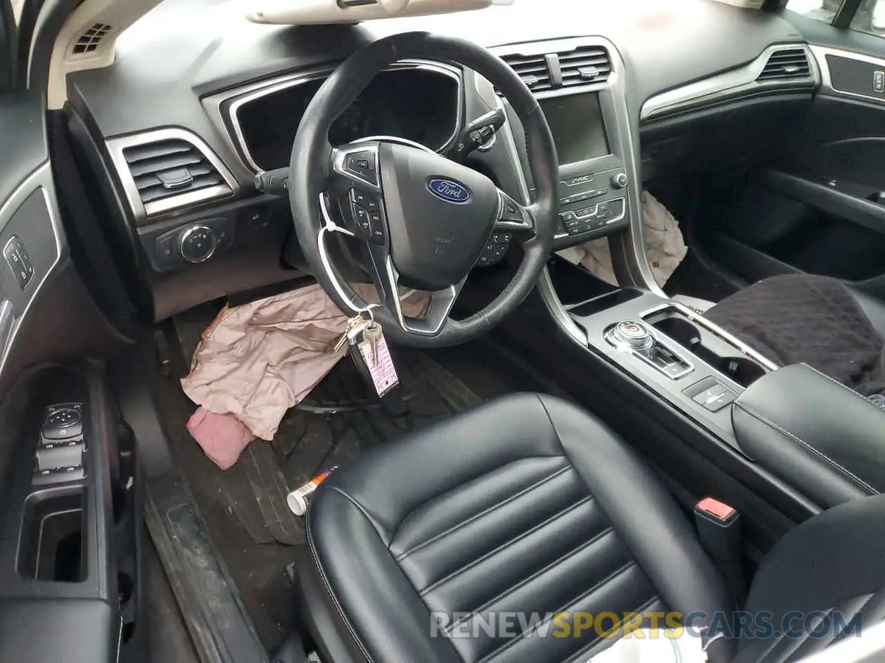 8 Photograph of a damaged car 3FA6P0CD5LR192191 FORD FUSION 2020