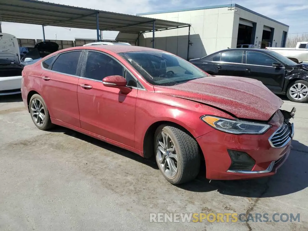 4 Photograph of a damaged car 3FA6P0CD5LR195737 FORD FUSION 2020