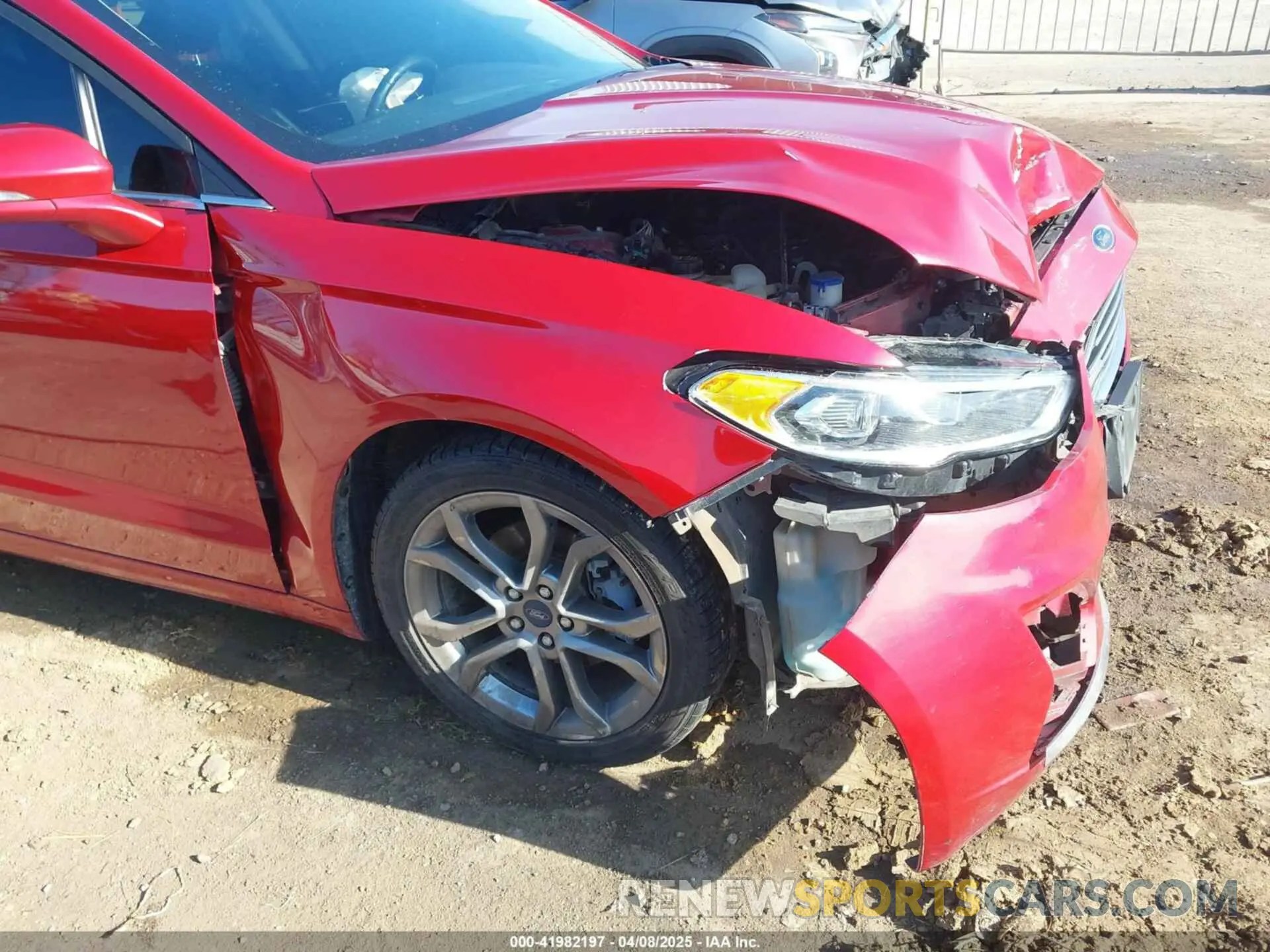 6 Photograph of a damaged car 3FA6P0CD5LR205506 FORD FUSION 2020