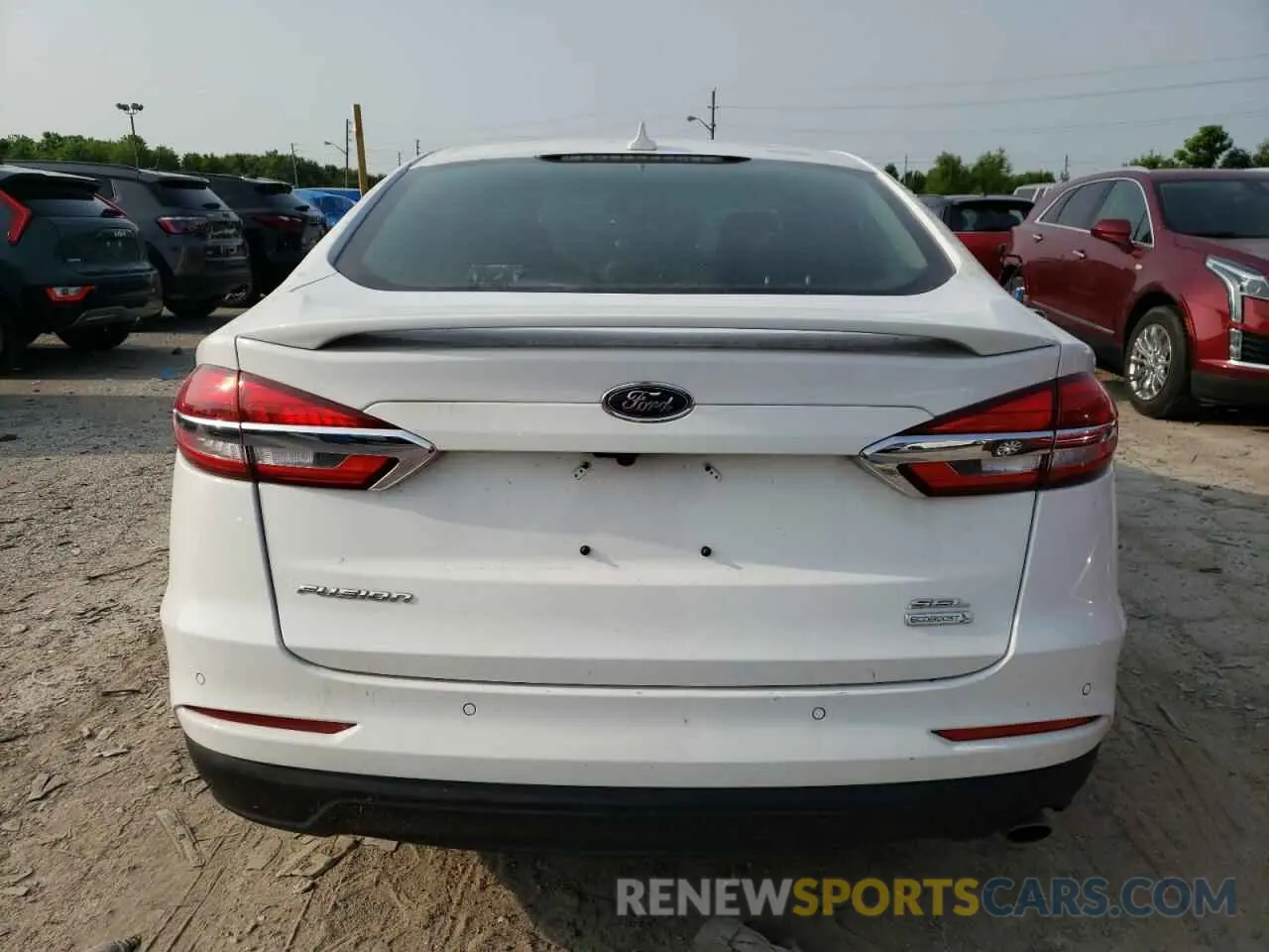 6 Photograph of a damaged car 3FA6P0CD6LR116432 FORD FUSION 2020