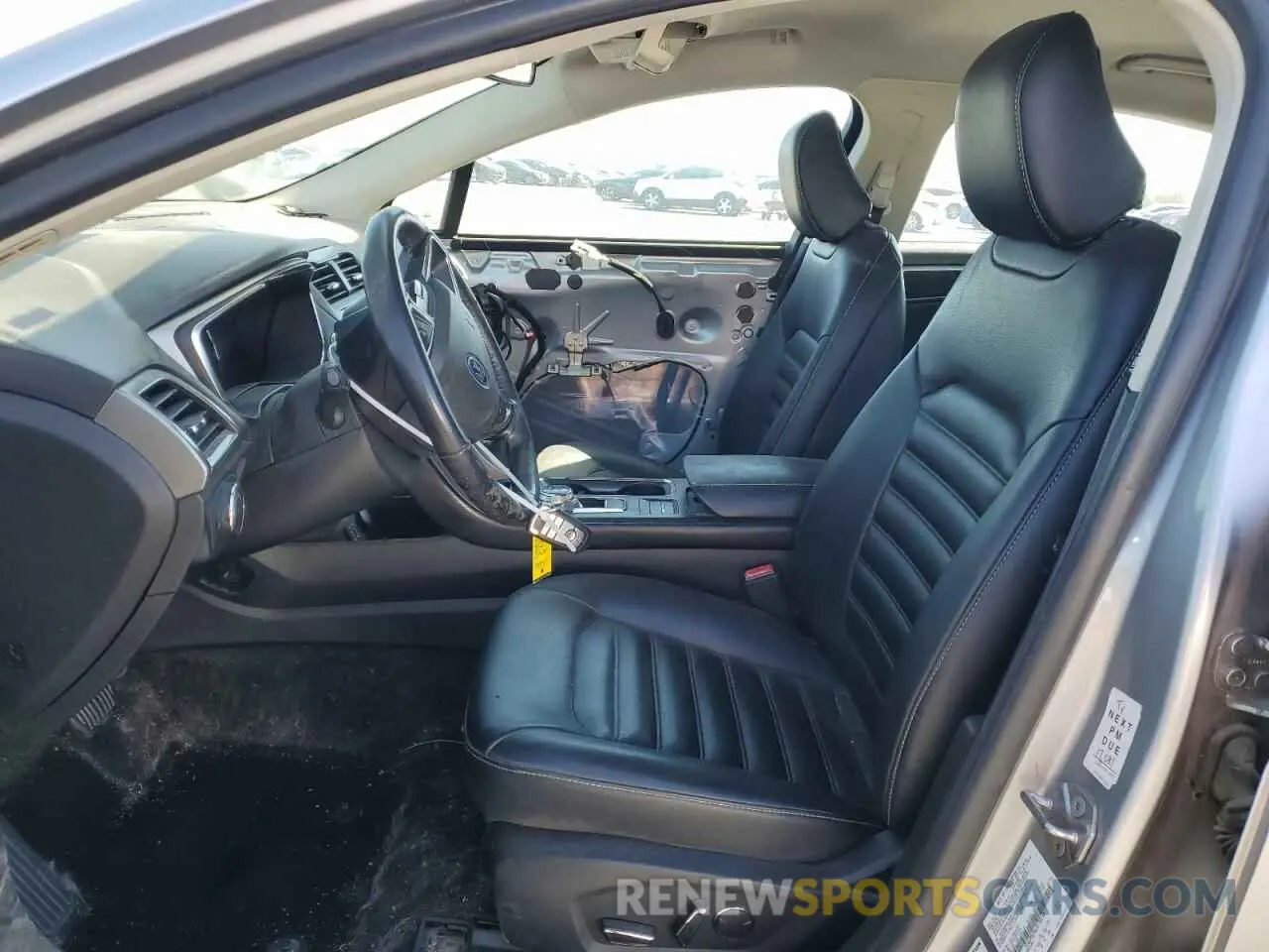 7 Photograph of a damaged car 3FA6P0CD6LR130198 FORD FUSION 2020
