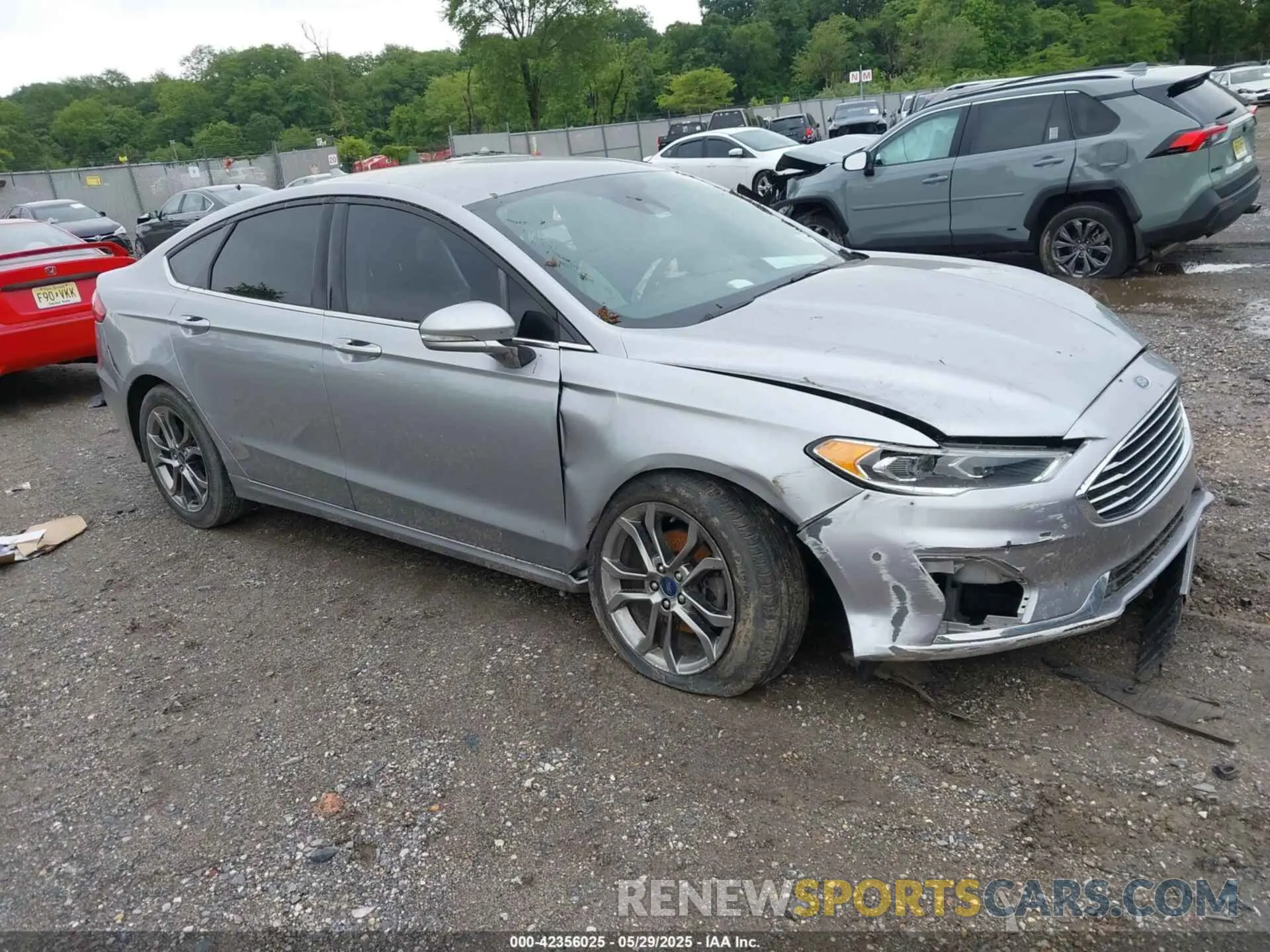 1 Photograph of a damaged car 3FA6P0CD6LR130394 FORD FUSION 2020