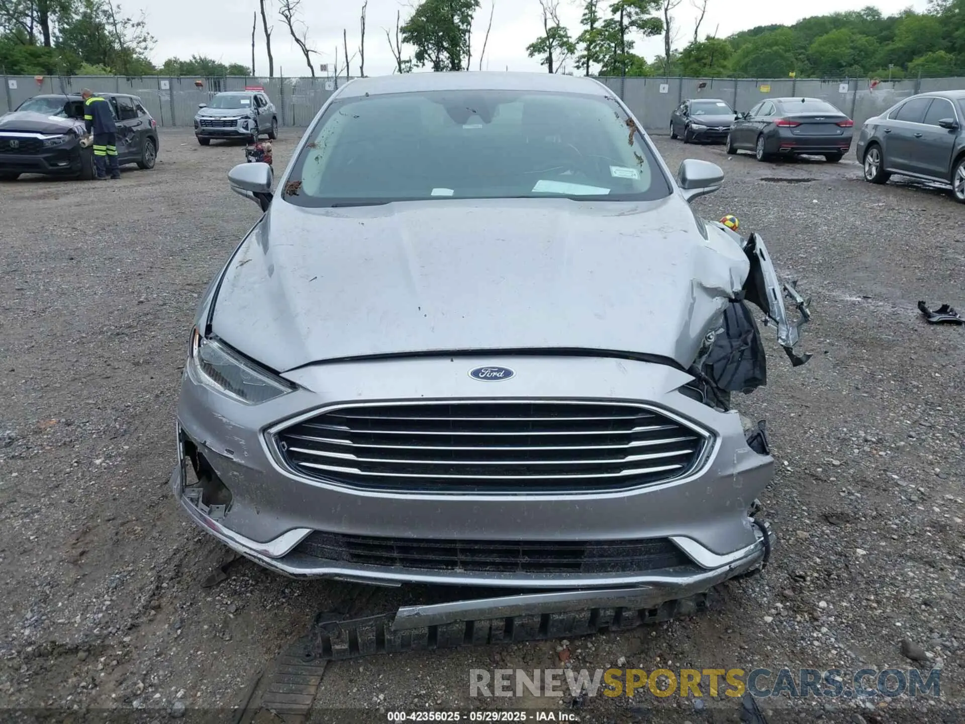 12 Photograph of a damaged car 3FA6P0CD6LR130394 FORD FUSION 2020