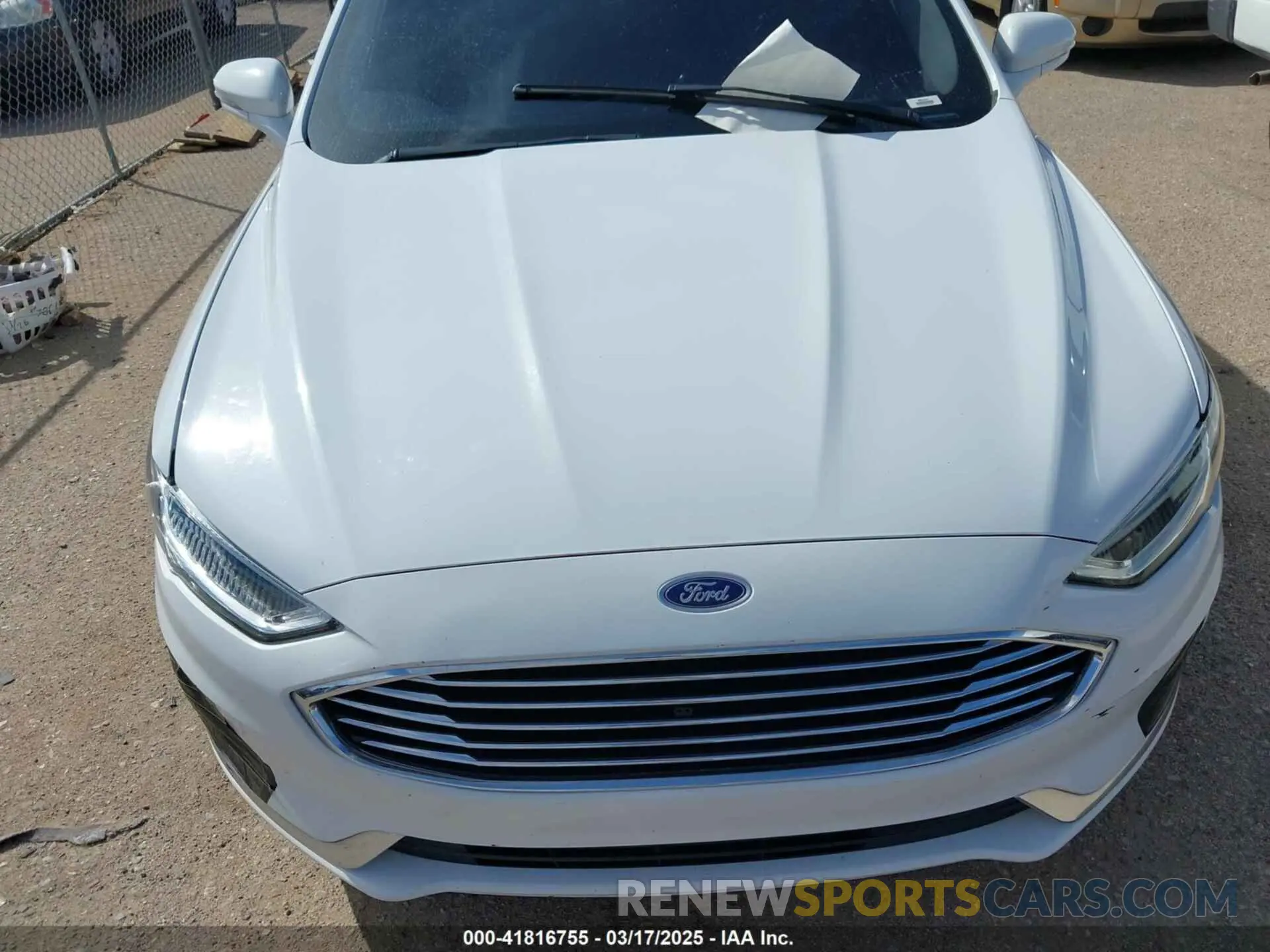 10 Photograph of a damaged car 3FA6P0CD6LR131738 FORD FUSION 2020