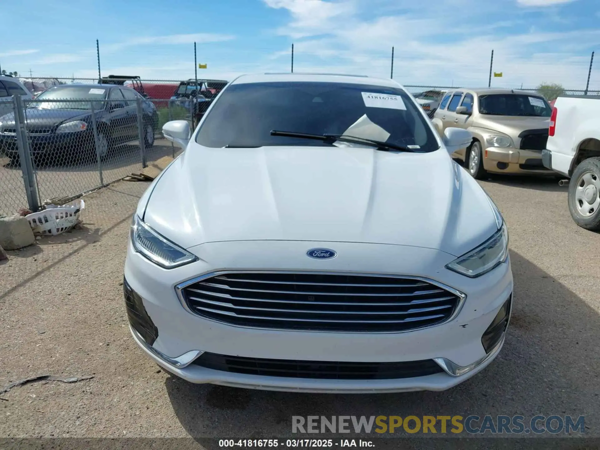 11 Photograph of a damaged car 3FA6P0CD6LR131738 FORD FUSION 2020