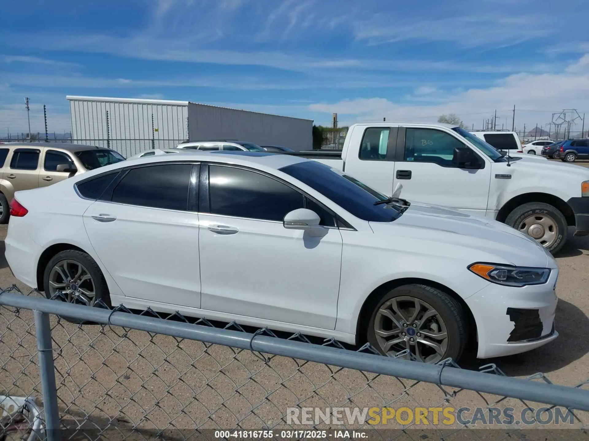 12 Photograph of a damaged car 3FA6P0CD6LR131738 FORD FUSION 2020